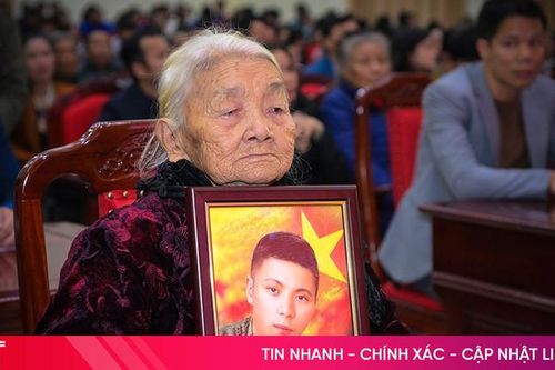 Những câu chuyện xúc động phía sau từng bức ảnh liệt sĩ