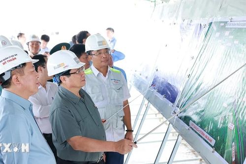 Thủ tướng kiểm tra tiến độ thi công cao tốc Cần Thơ-Cà Mau