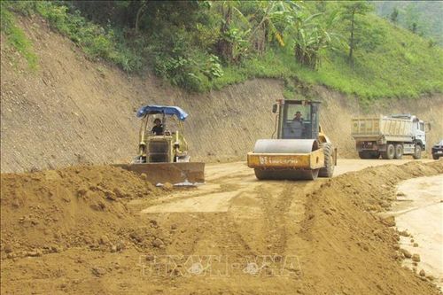 Sớm tháo gỡ tình trạng thiếu vật liệu cho các dự án xây dựng hạ tầng