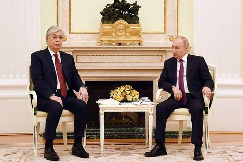 Phương Tây tìm cách dọa Trung Á không hợp tác với Nga