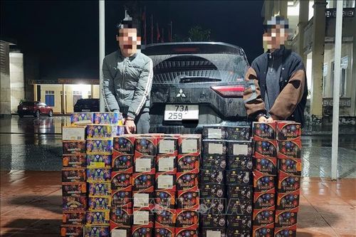 Bắt giữ vụ vận chuyển số lượng lớn pháo lậu dịp cuối năm
