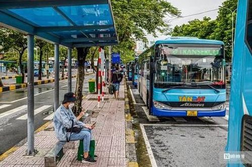 Từ 1/1/2025, hành khách được nhận lại tiền vé xe khi hủy chuyến