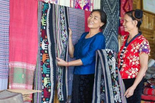 Nghệ An phát huy giá trị văn hóa truyền thống các dân tộc thiểu số gắn với phát triển du lịch