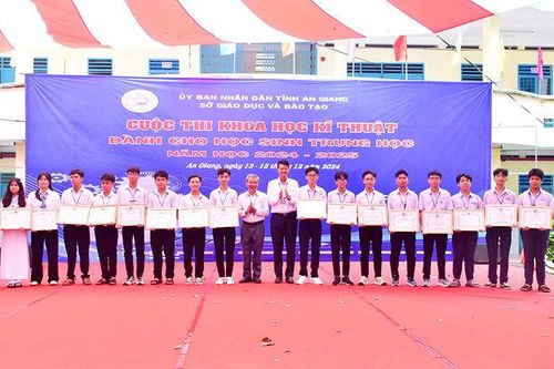 Tổng kết cuộc thi nghiên cứu khoa học - kỹ thuật dành cho học sinh trung học