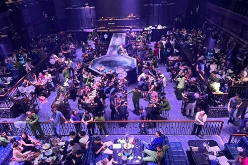 Triệt phá các tụ điểm bay lắc trong bar, karaoke