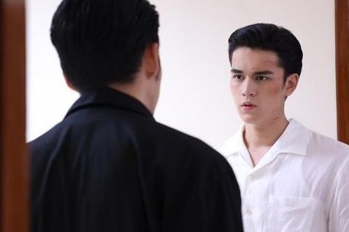 Sau khi bố mẹ mất, tôi bàng hoàng biết mình bị tước quyền thừa kế, tôi phẫn nộ đòi chia lại tài sản thì bị anh trai 'tạt gáo nước lạnh'