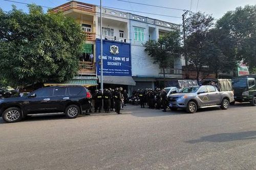 Thông tin mới nhất vụ nhóm vệ sĩ chặn đường cho đoàn xe đám cưới ở Thanh Hóa