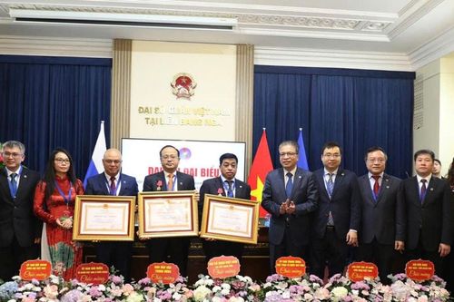 Hội người Việt Nam tại Liên bang Nga kỷ niệm 20 năm thành lập và tổ chức Đại hội lần thứ IV