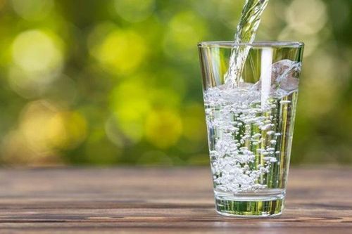 8 nguy hiểm 'rình rập' từ việc không uống đủ nước