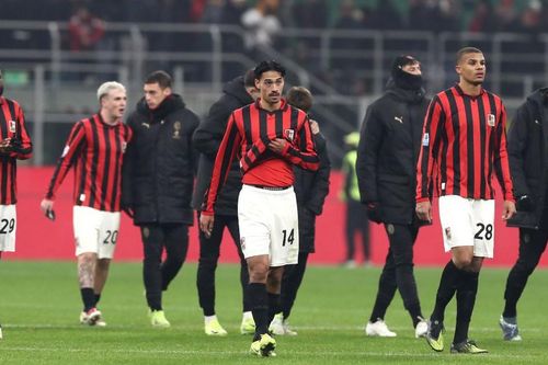 Ngày kỷ niệm của Milan bị phá hỏng vì màn trình diễn đáng thất vọng tại San Siro