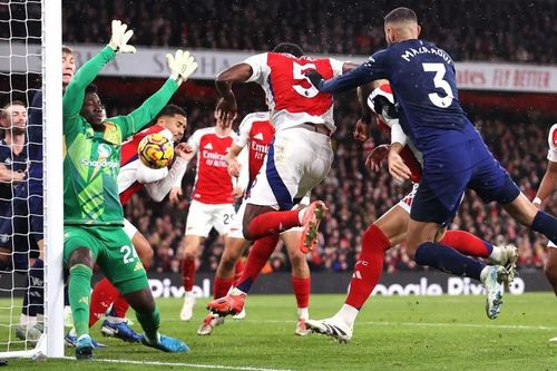 Arsenal đang lạm dụng phạt góc: 'Chiến thuật Stoke' và chu kỳ buông