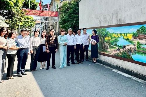 Nhân lên những con đường, ngõ phố xanh, sạch