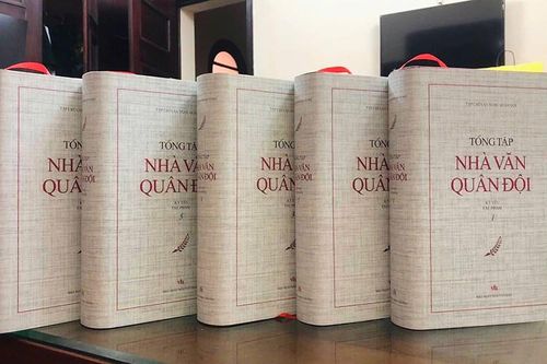 Bộ tổng tập tôn vinh các thế hệ nhà văn quân đội