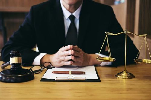 Thu hồi chứng chỉ hành nghề luật sư hơn 500 trường hợp