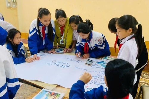 Trang bị kỹ năng phòng, chống xâm hại trẻ em trên không gian mạng