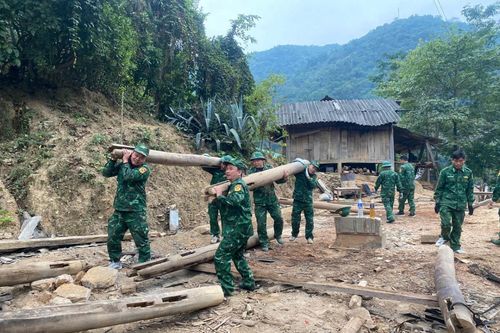 Nghệ An: Giúp người dân vùng có nguy cơ sạt lở di dời nhà cửa đến nơi tái định cư mới
