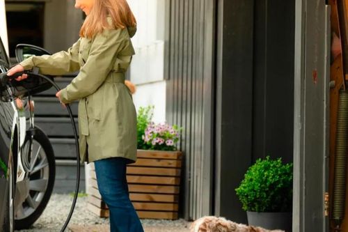 Khảo sát toàn cầu: Người dùng xe điện từ chối quay lại sử dụng xe xăng