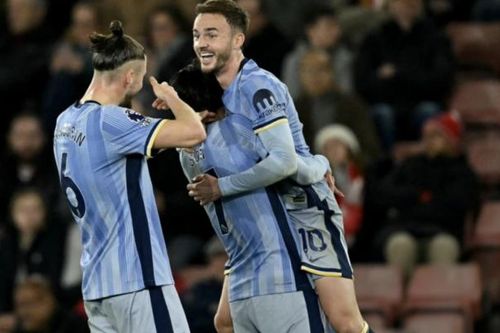 Man Utd ngược dòng kịch tính đánh bại Man City tại Ngoại hạng Anh