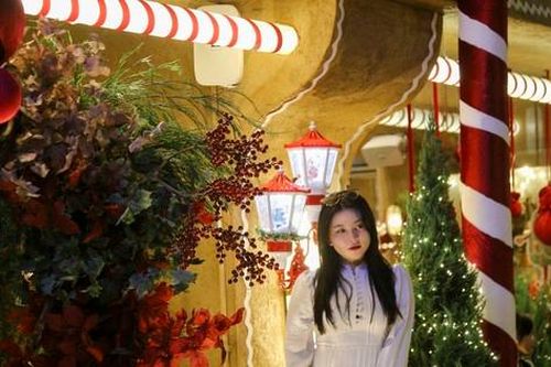 Đường phố Đà Nẵng lên đèn lung linh đón Giáng sinh