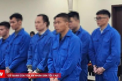 Bị lừa mua ô tô đang thế chấp, nhóm thanh niên kéo nhau đi đòi tiền kiểu 'giang hồ'
