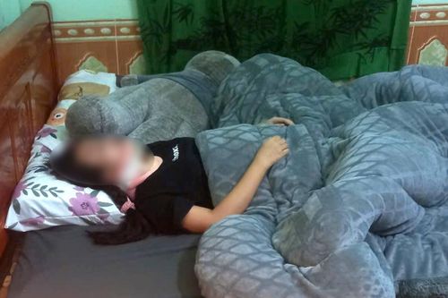 Khởi tố 6 đối tượng đánh hội đồng nữ sinh lớp 11 gãy đốt sống cổ