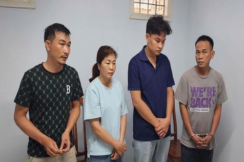Khởi tố 4 đối tượng giả danh Công an để cướp tài sản