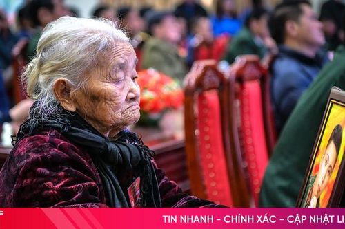 Những khoảnh khắc chạm đến trái tim trong hành trình tri ân 'Tô màu ký ức'