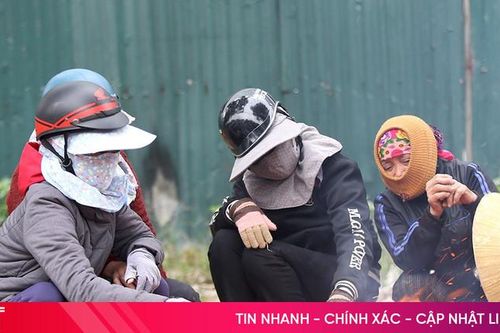 Người dân Hà Tĩnh chống chọi với đợt rét nhất từ đầu đông