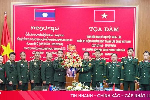 Bộ CHQS tỉnh Bolikhămxay chúc mừng 80 năm Ngày thành lập Quân đội nhân dân Việt Nam