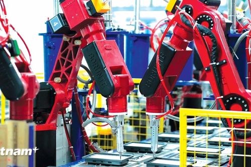 Năm 2025: Tìm kiếm động lực hướng tới mục tiêu tăng trưởng 8%