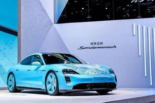 Doanh số Porsche tại Trung Quốc lao dốc, nhiều đại lý đóng cửa