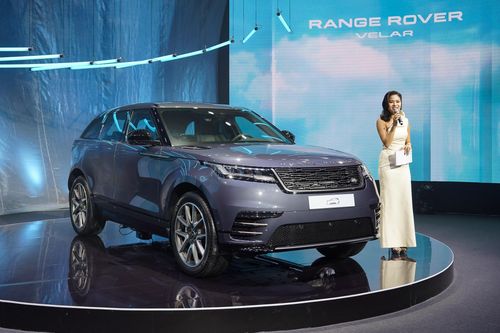 Xe hybrid sạc ngoài 'thăm dò' thị trường Việt