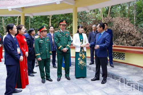 Khuôn Mánh không bị lãng quên