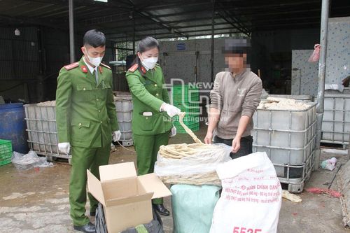 Công an TP. Thái Nguyên: Tiêu hủy hơn 1,2 tấn lòng lợn hôi thối, không rõ nguồn gốc