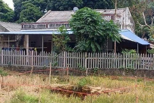 Thái Nguyên: Nhanh chóng kiểm tra, xác minh hiện tượng sụt lún gần nhà dân tại huyện Định Hóa