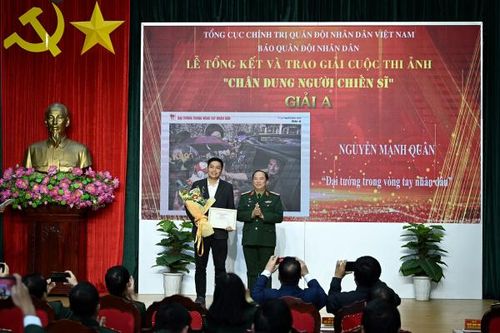 31 tác phẩm đoạt giải cuộc thi ảnh 'Chân dung người chiến sĩ'