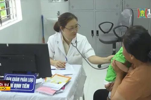 Hà Nội kiểm tra đột xuất các trung tâm y tế