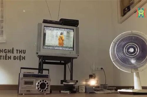 Nghề thu tiền điện