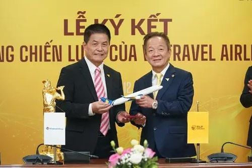 Tập đoàn T&T rót vốn vào Vietravel Airlines