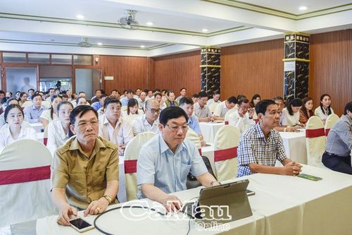 Nâng cao kiến thức về công tác dân tộc