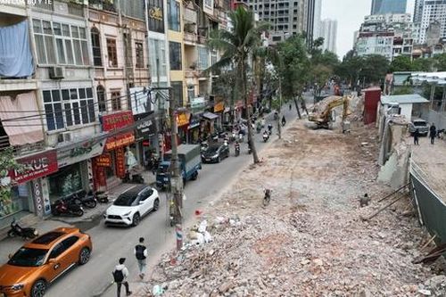 Hoàn thành tháo dỡ, chuẩn bị thi công mở rộng đường Nguyễn Tuân