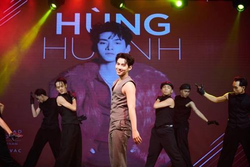 'Anh trai say hi' Hùng Huỳnh 'chào sân' Vpop với MV đầy bất ngờ
