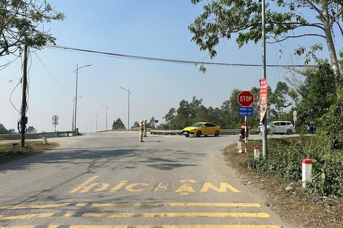 Triển khai mô hình 'Ngã tư an toàn giao thông' tại cầu Mỹ Hòa, kiềm chế tai nạn giao thông
