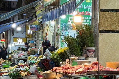 Sức mua thực phẩm giảm, nông dân lo thất thu vụ Tết