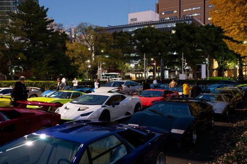 Dàn siêu xe Lamborghini hàng trăm chiếc tụ họp tại Nhật Bản