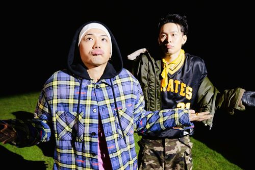 Hurrykng và Wean Lê sau cơn sốt Anh trai 'say hi'