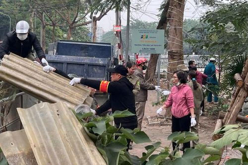Cầu Giấy nỗ lực đảm bảo vệ sinh môi trường dọc sông Tô Lịch