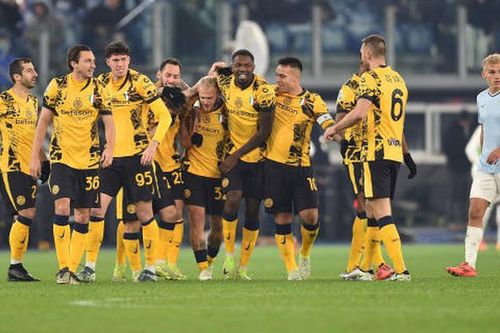 Inter Milan hủy diệt Lazio bằng 'set tennis' ở Serie A