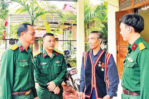 Đồng hành cùng người dân miền biên cương
