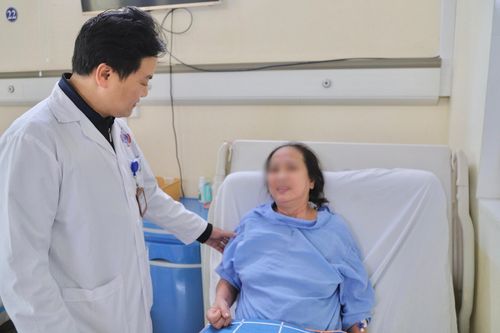 Hai lần mạnh mẽ vượt qua ung thư
